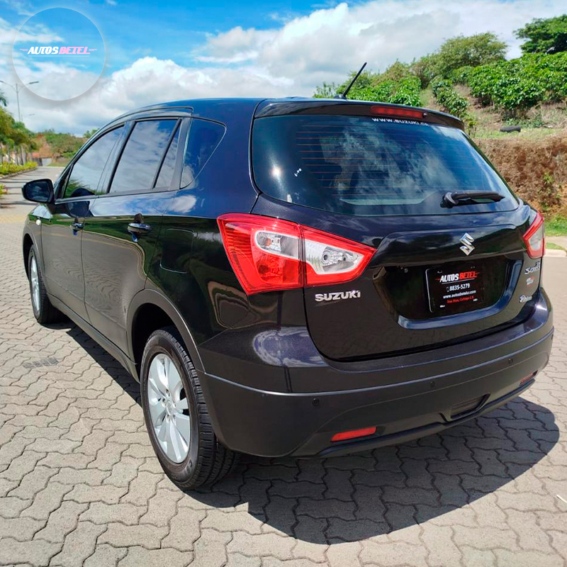 SUZUKI S-CROSS 2017