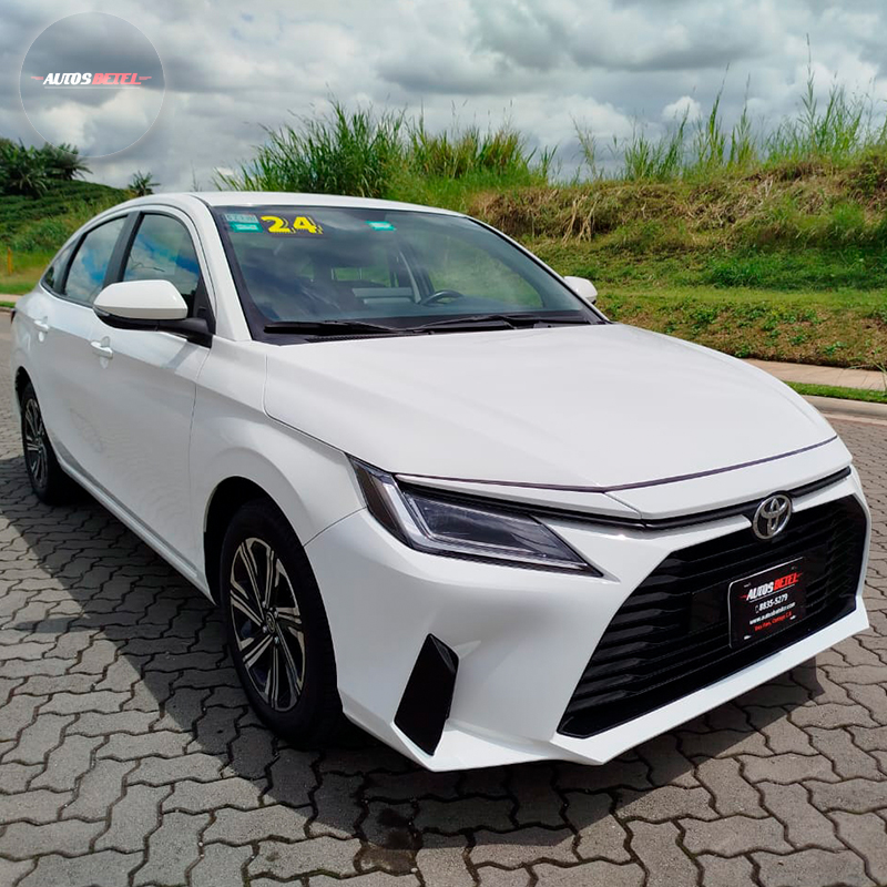 TOYOTA YARIS SEDAN 2024