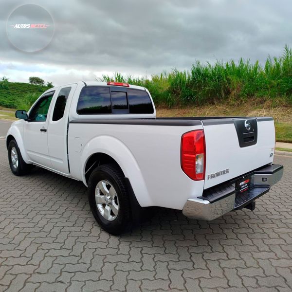 NISSAN FROINTIER 2010